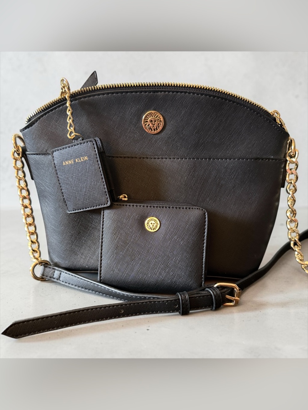 Anne Klein 3 piece structured dome Crossbody, wallet, hand sanitizer case | EUC